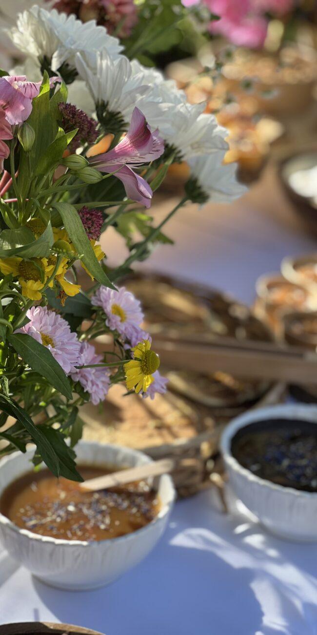 brunch de mariage a pezenas déco florale